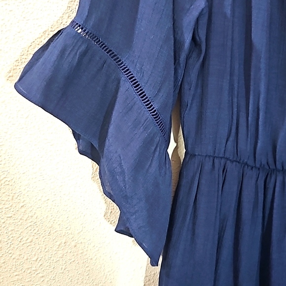 BCX Navy Blue Cold Shoulder Flowy Dress Size Small - Picture 4 of 11